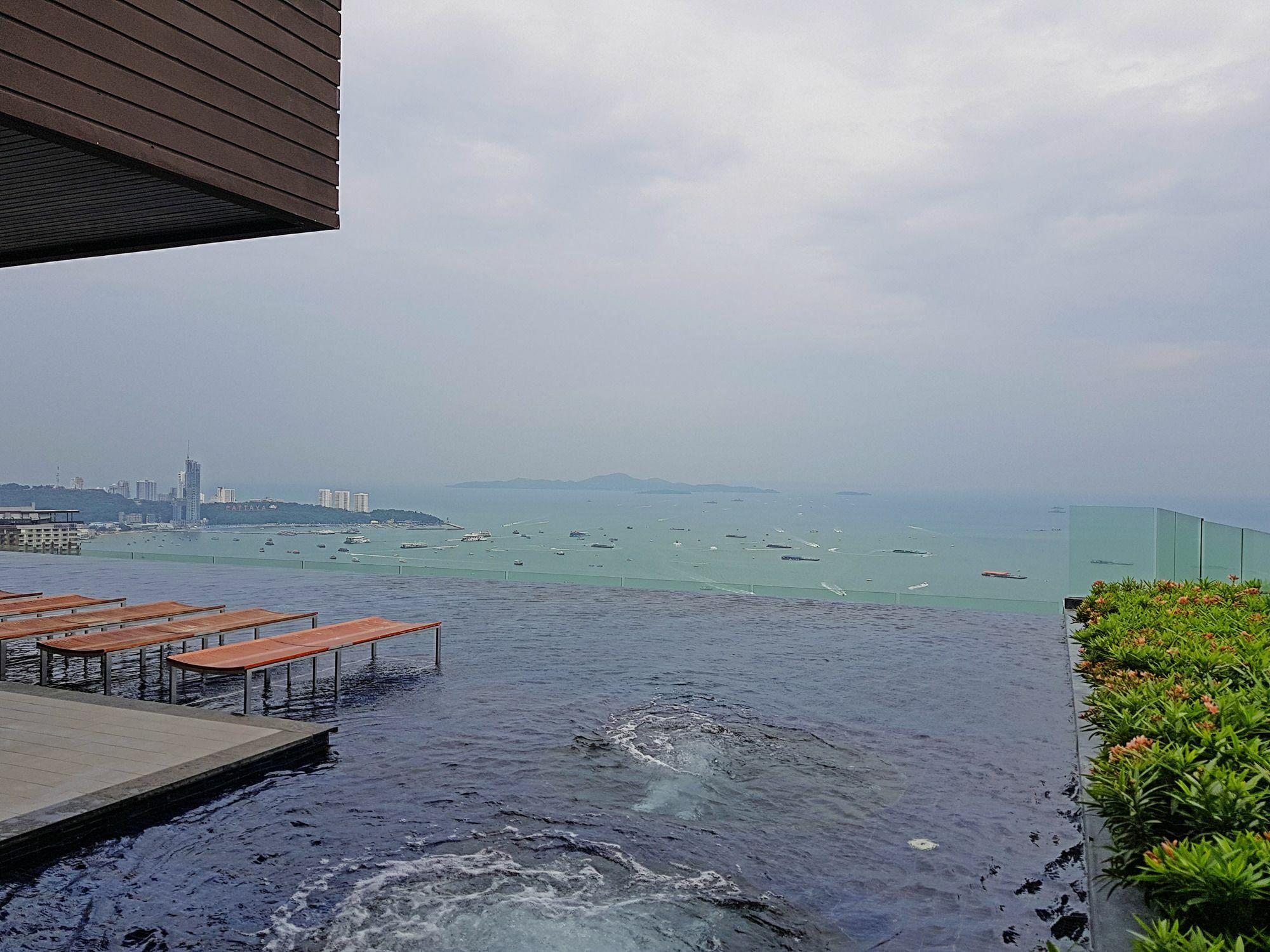 2br Centric Sea 843 By Hotel